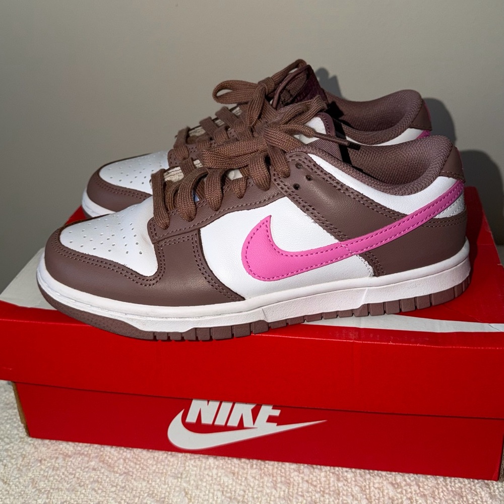 Nike Dunk Low women’s